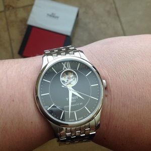 Tissot Men's Swiss Automatic Tradition 40mm steel